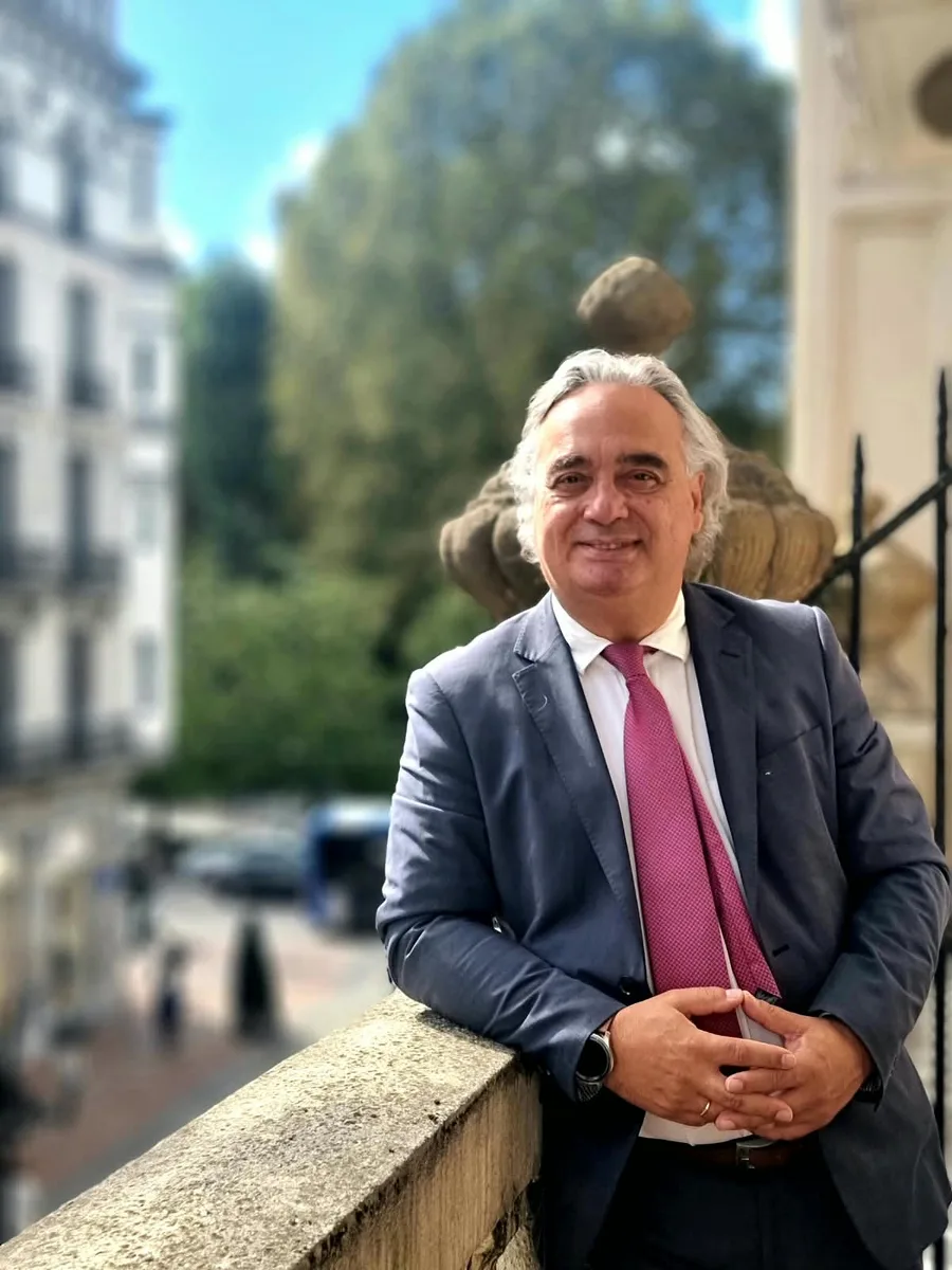 Saúl Nava Lobo, abogado en Oviedo